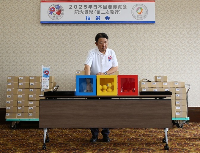 抽選会の写真